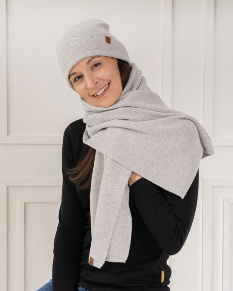 Women's Knit Beanie & Scarf Merino & Cashmere 2-Piece Set