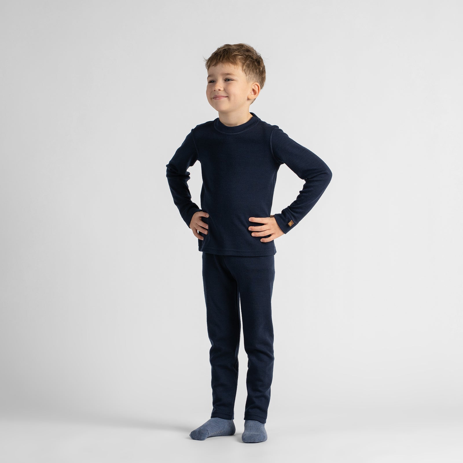 2-teiliges Set für Kinder aus 250er Merinowolle mit langärmeligem Oberteil und Hose