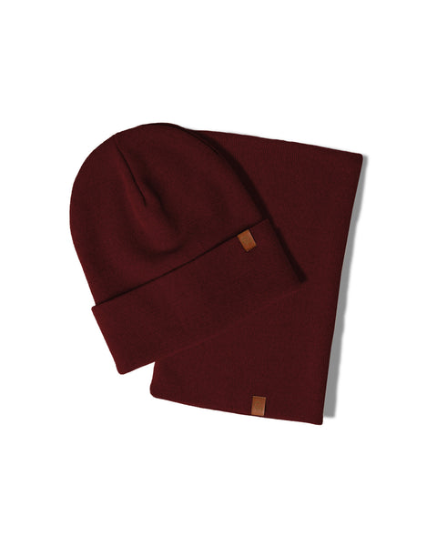 Women's Knitted Beanie &amp; Gaiter 2-Piece Set royal cherry