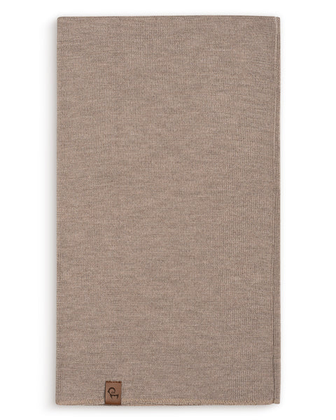 Packshot of menique light neck gaiiter in the color creamy beige in the white background